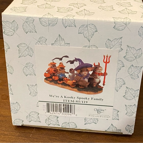 CHARMING TAILS We’re a Kooky Spooky Family Halloween Figurine by Fitz & Floyd - Picture 15 of 15